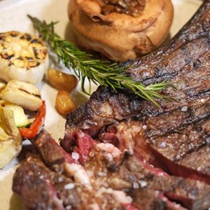 USDA Prime rib on the bone 900g